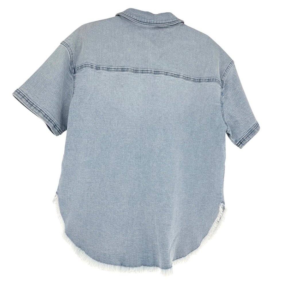 Billy T Womens Light Wash Short Sleeve Denim Button-Down Shirt With Frayed Hem - Picture 3 of 6